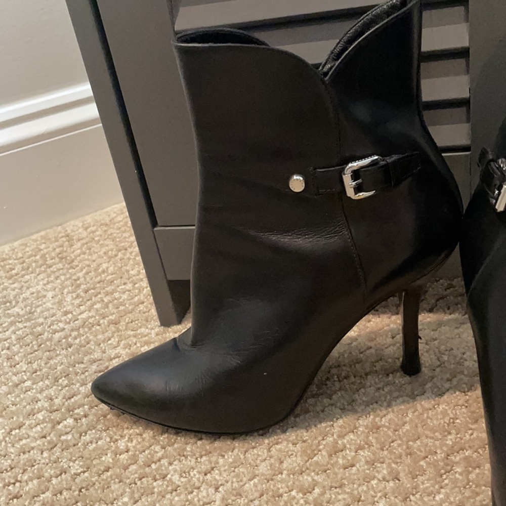 Longchamp Black Leather Booties Sz 8 (Retail $785) - Picture 11 of 12